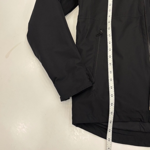 The North Face Men's INLUX Insulated Waterproof Jacket, Black, size Medium - Picture 10 of 11